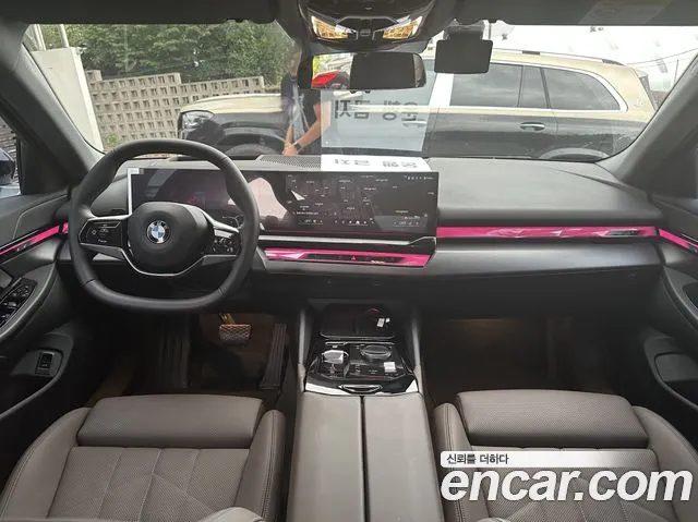 BMW 5 серии 2025 thumb 10
