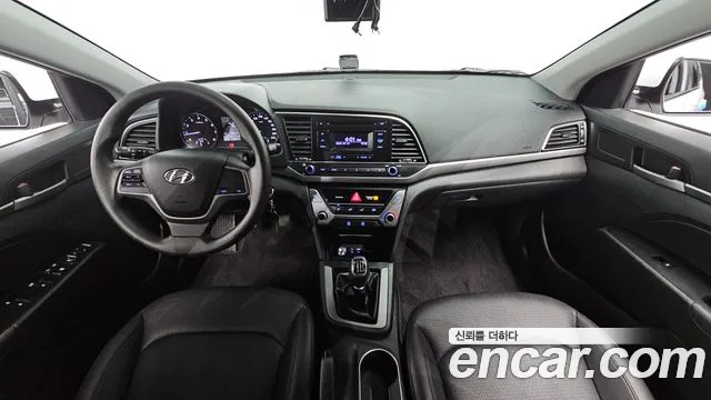 Hyundai AD 2016 thumb 7