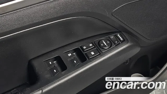 Hyundai AD 2016 thumb 10