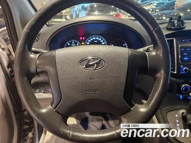 Hyundai Staria 2019 thumb 2