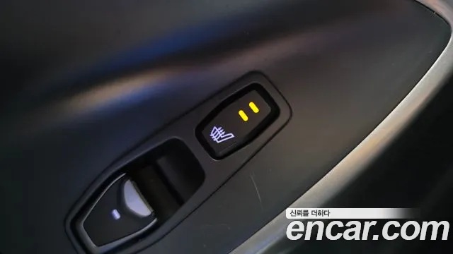 Hyundai Santafe 2017 thumb 6