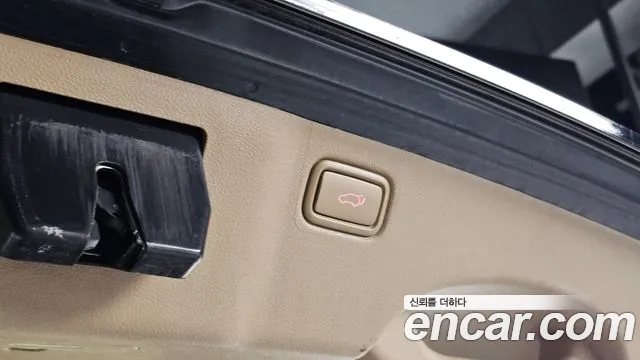 Kia Carnival 2017 thumb 8