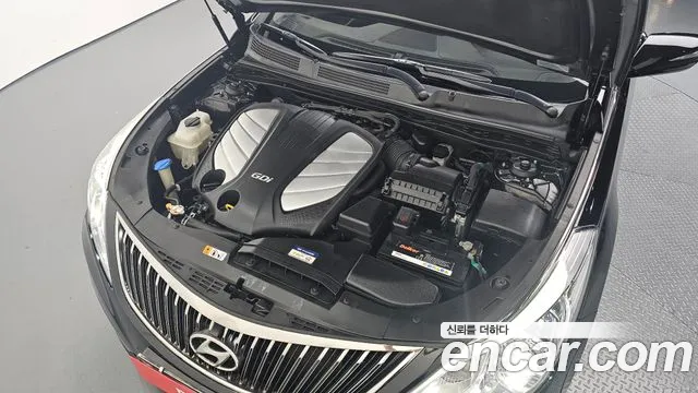 Hyundai Grandeur 2012 thumb 10