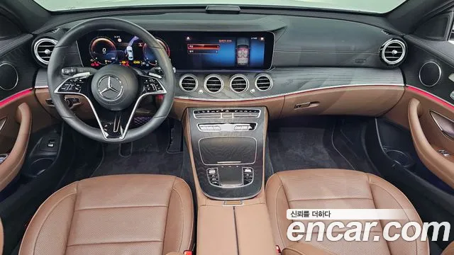 Mercedes-Benz E-Class 2023 thumb 6