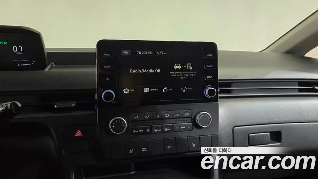 Hyundai Staria 2024 thumb 6