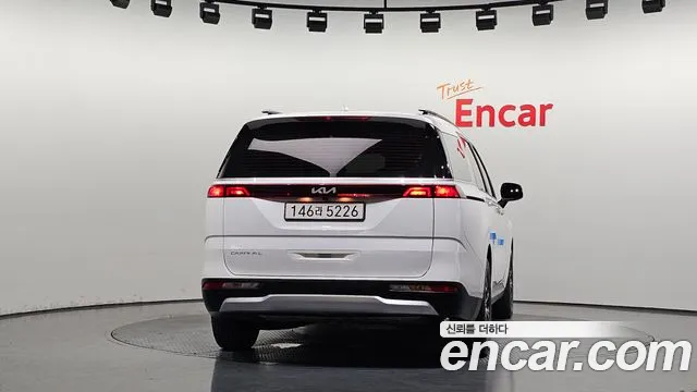 Kia Carnival 2021 thumb 12