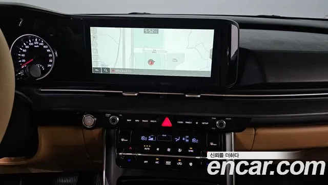 Kia Carnival 2021 thumb 11