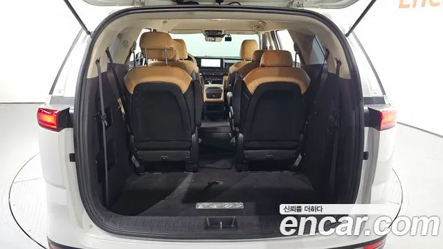 Kia Carnival 2021 thumb 7