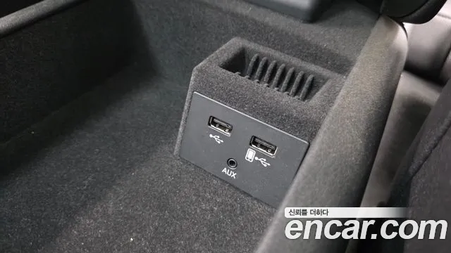 Audi A6 2015 thumb 5