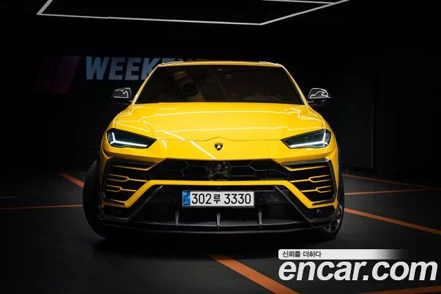 Lamborghini Urus 2019 thumb 3