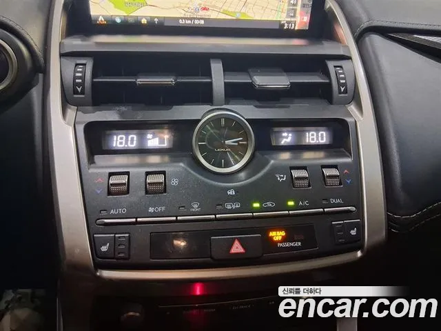 Lexus NX 2018 thumb 9