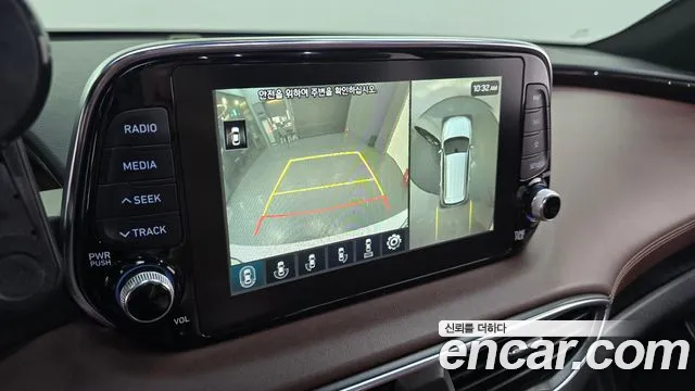 Hyundai Santa Fe 2018 thumb 5