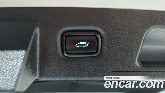Hyundai Santa Fe 2018 thumb 2
