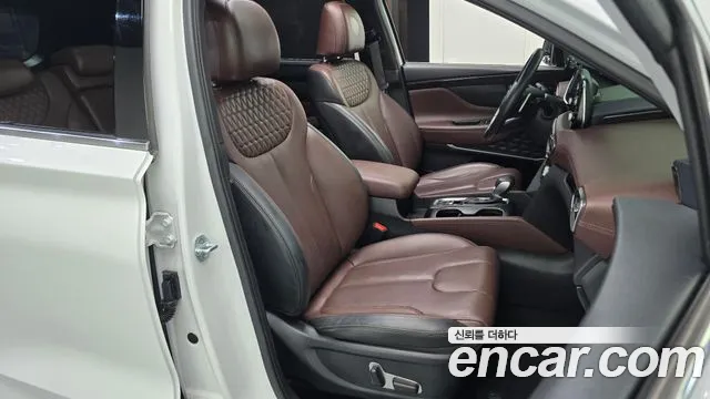 Hyundai Santa Fe 2018 thumb 7