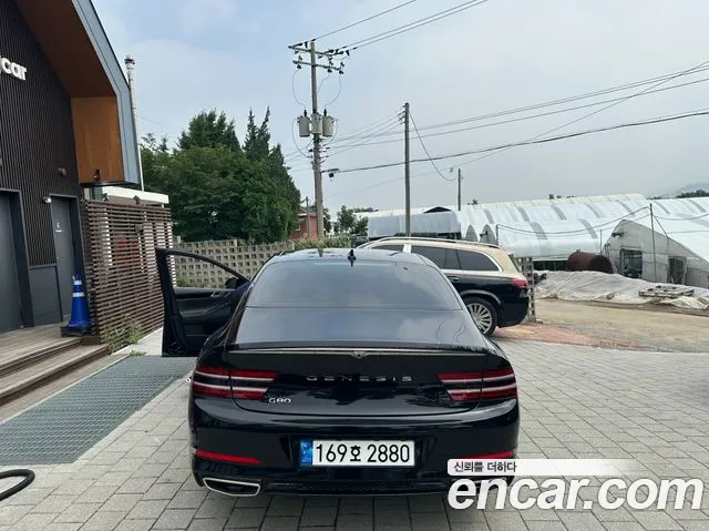 Genesis G80 2022 thumb 7
