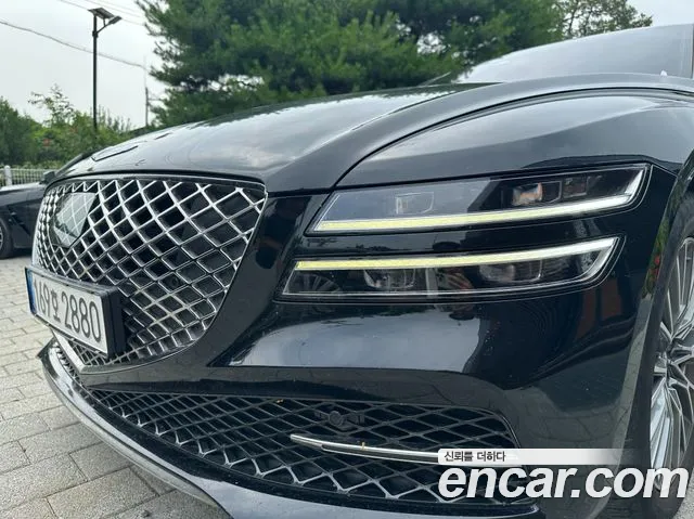 Genesis G80 2022 thumb 3