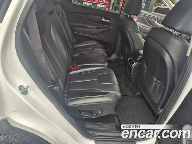Hyundai Santa Fe 2022 thumb 11