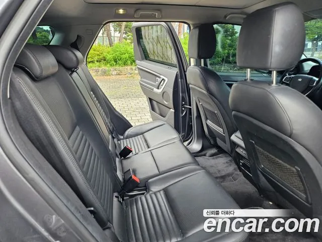 Land Rover Discovery Sport 2018 thumb 9