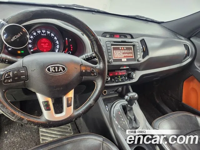 Kia Sportage 2011 thumb 11