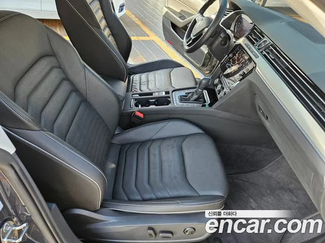 Volkswagen Arteon 2019 thumb 6