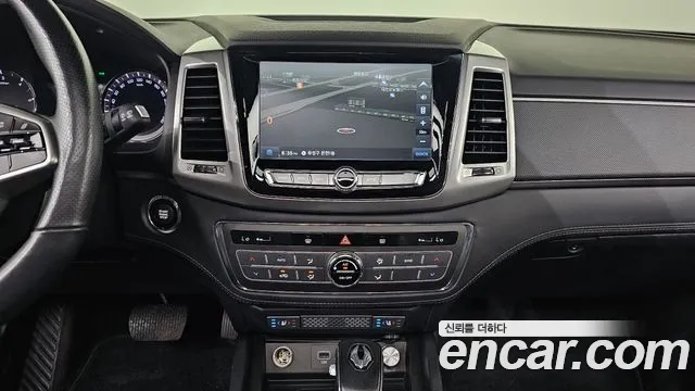 KGM Rexton 2019 thumb 9