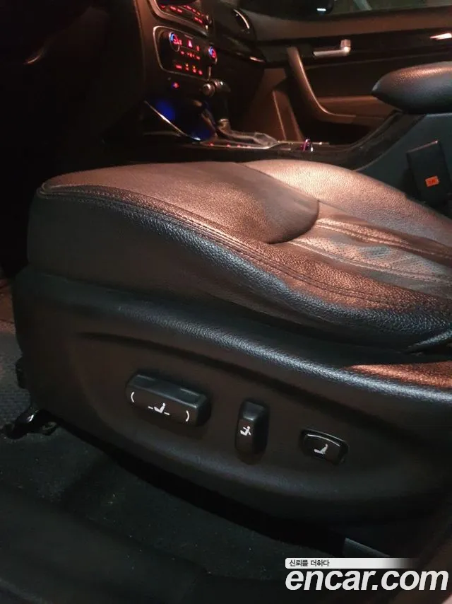 Kia Sorento 2012 thumb 8