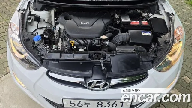 Hyundai Avante 2010 thumb 9