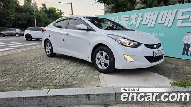 Hyundai Avante 2010 thumb 7