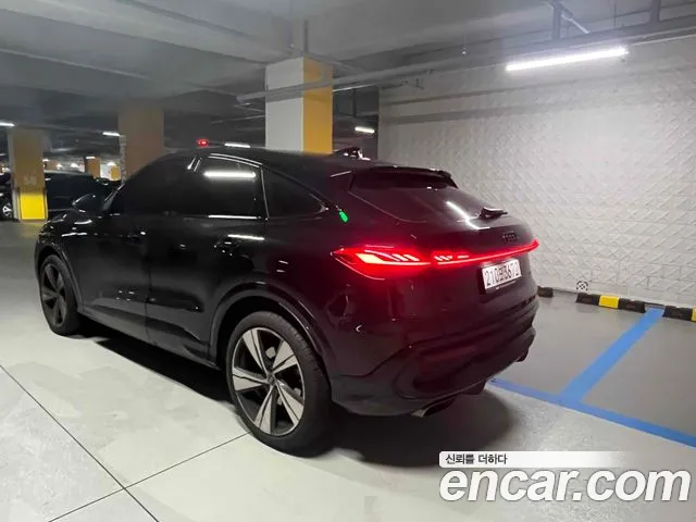 Audi Q5 2025 thumb 4