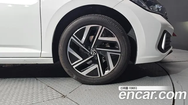 Volkswagen Jetta 2023 thumb 10