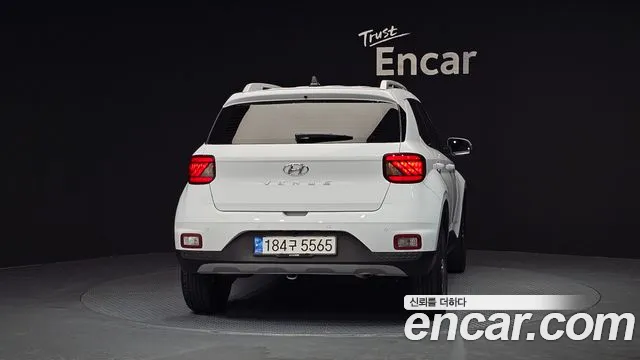 Hyundai Venue 2021 thumb 12