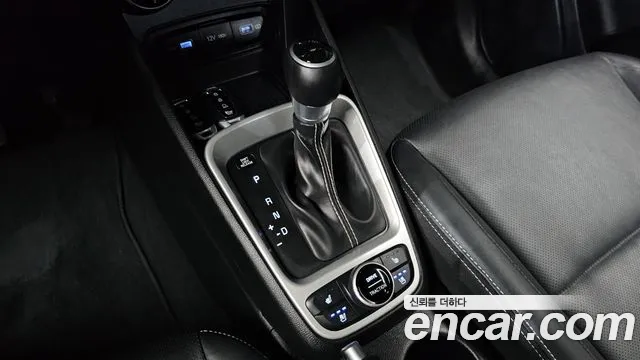 Hyundai Venue 2021 thumb 11