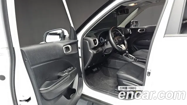 Hyundai Venue 2021 thumb 4