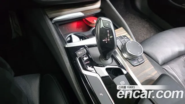 BMW 5 серии 2018 thumb 7