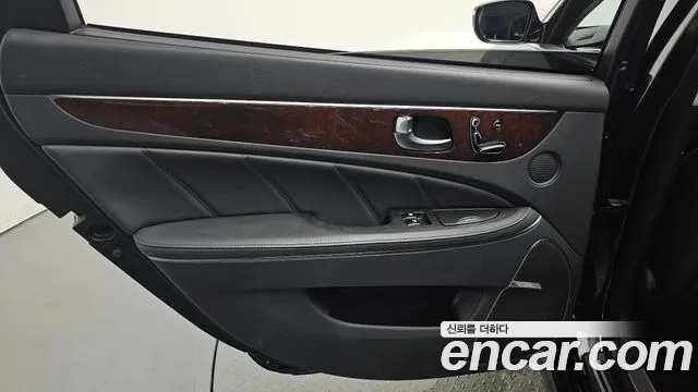 Hyundai Equus 2014 thumb 3