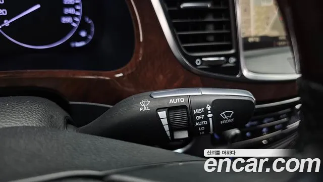 Hyundai Equus 2014 thumb 2