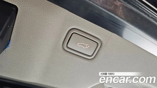 Kia Carnival 2016 thumb 8