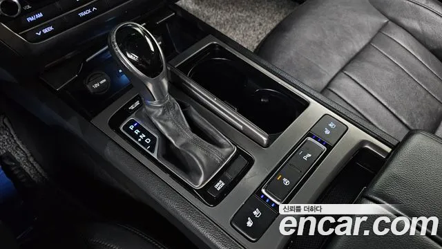 Hyundai Genesis 2015 thumb 12