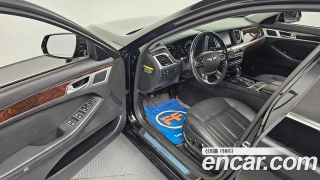 Hyundai Genesis 2015 thumb 10