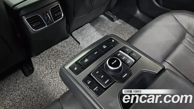 Hyundai Genesis 2015 thumb 8