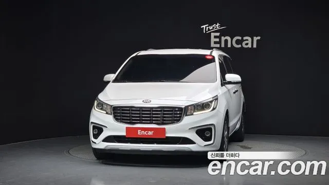 Kia Carnival 2018 thumb 6