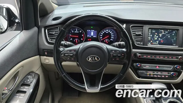 Kia Carnival 2018 thumb 7