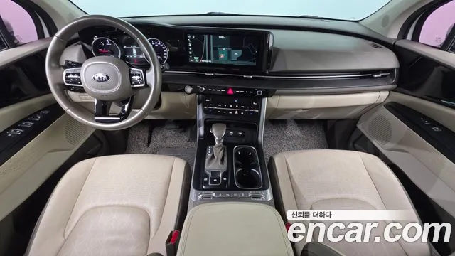 Kia Carnival 2021 thumb 6