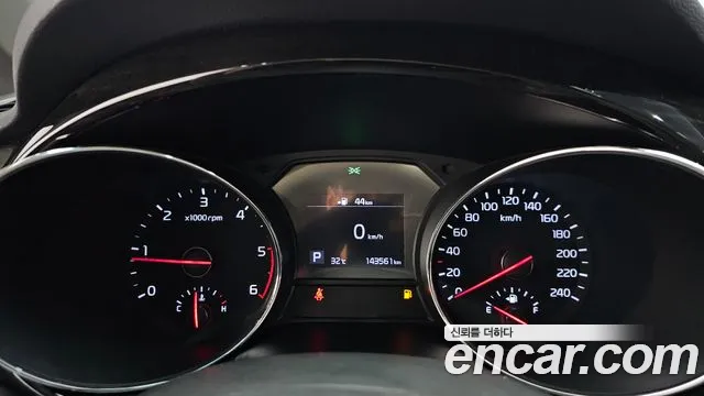 Kia Carnival 2018 thumb 3