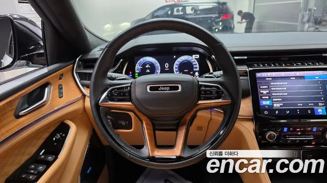 Jeep Grand Cherokee 2023 thumb 10