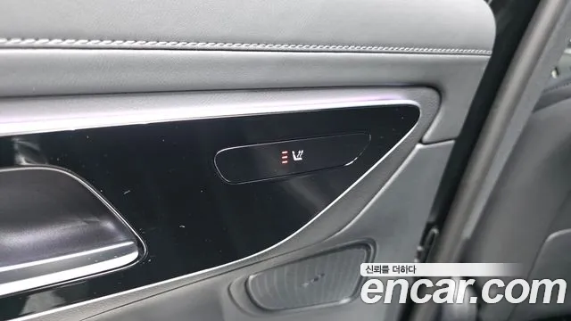 Mercedes-Benz GLC 2024 thumb 2