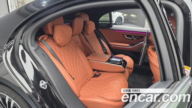 Mercedes-Benz S-Class 2021 thumb 6