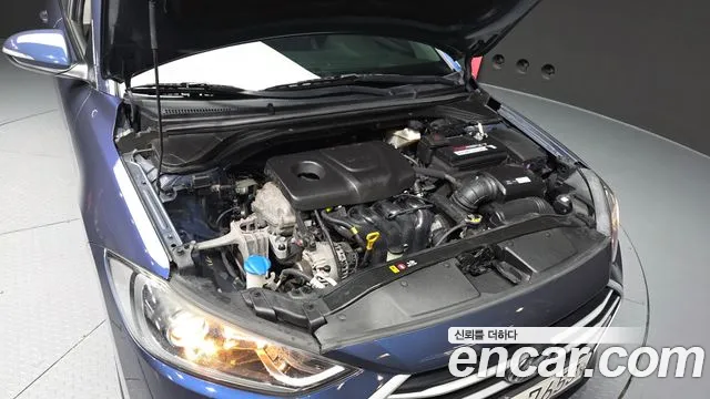 Hyundai Avante 2017 thumb 3