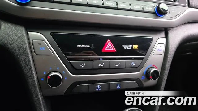 Hyundai Avante 2017 thumb 11