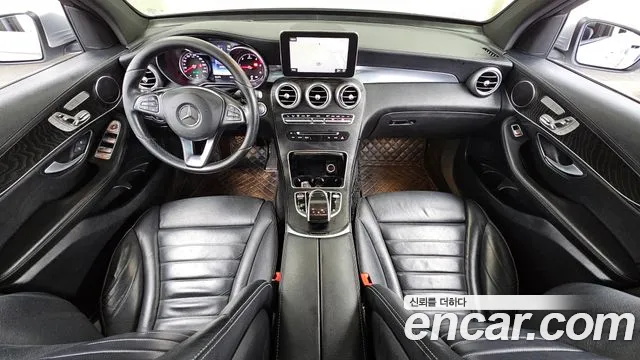 Mercedes-Benz GLC 2017 thumb 2
